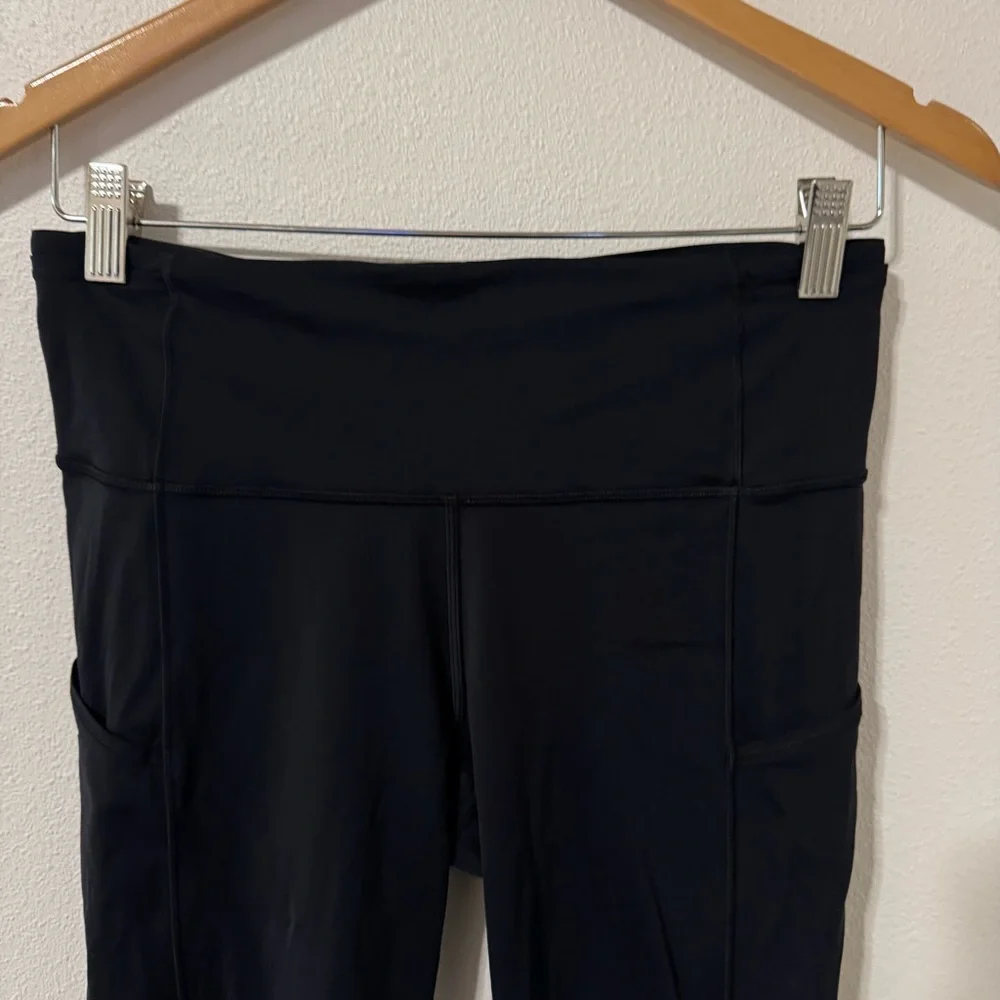 Lululemon Run For Fun Crop Black Pockets Running Workout Gym-8
